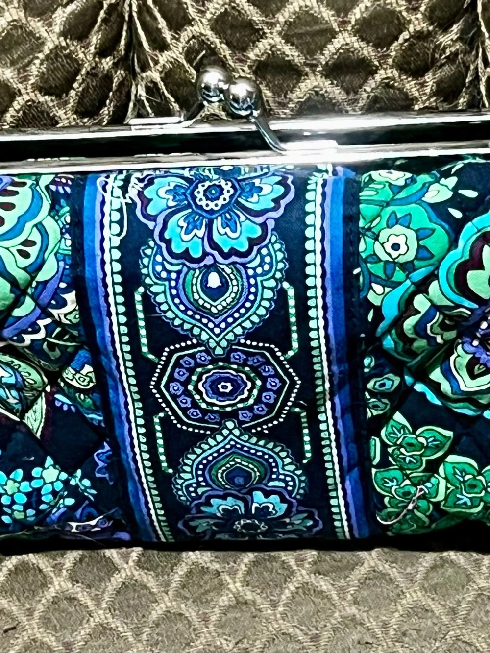 Vera Bradley “Kiss & Make Up” Case in Blue Rhapsody Pattern